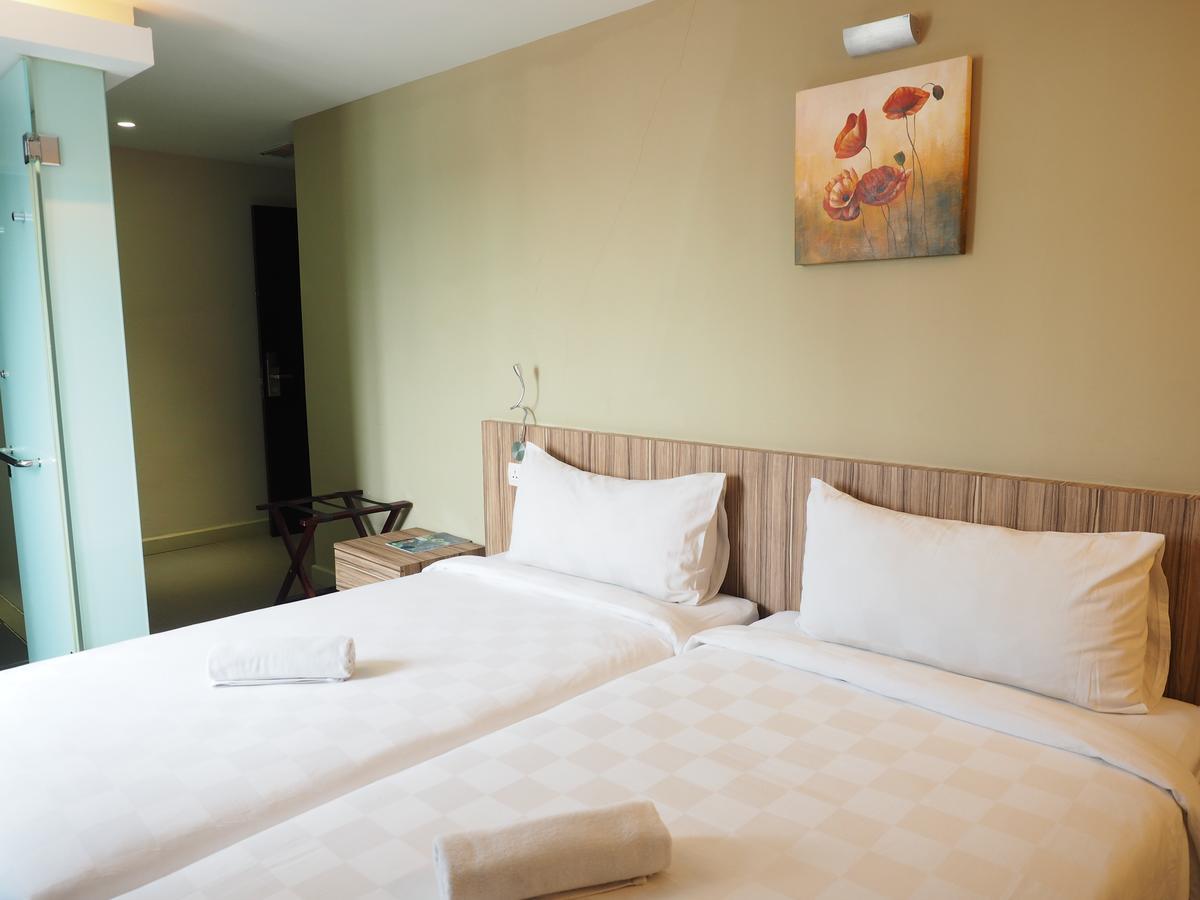 Mornington Hotel Medan Ipoh Exterior foto